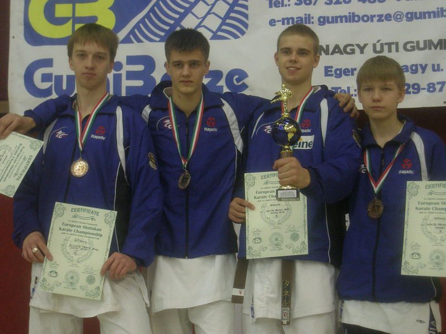 Cлева направо - Владислав Борисов, Дмитрий Воронин, Танель Паабо и Роберт Денисов.
