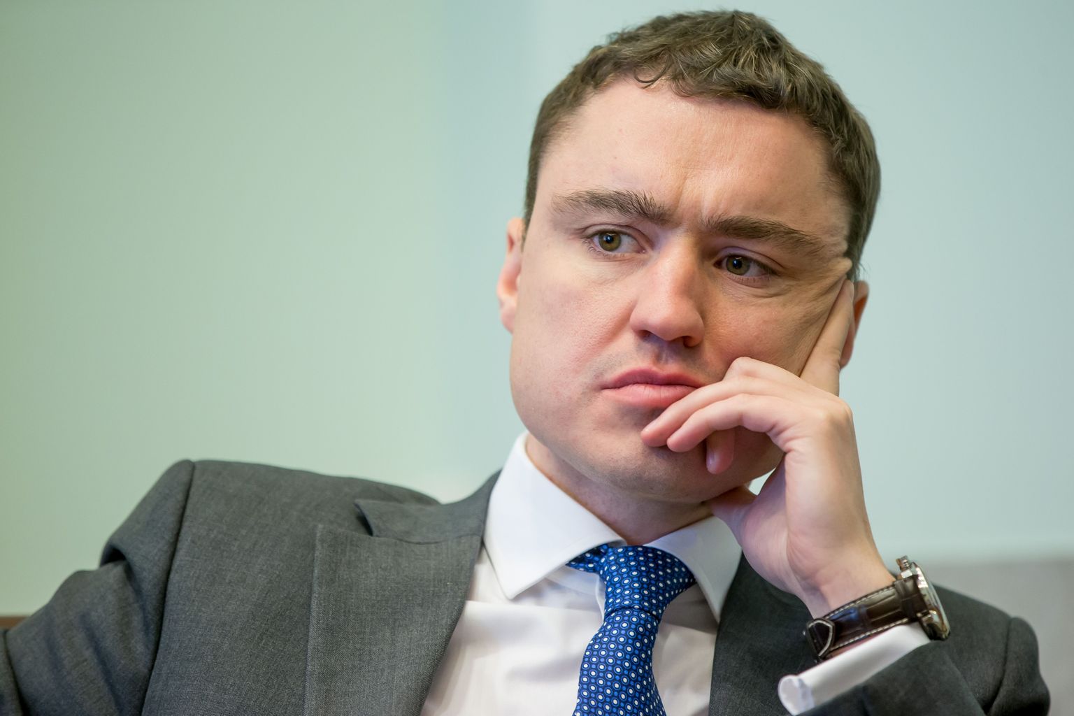Taavi R ivas Is Sneaking Into Schools