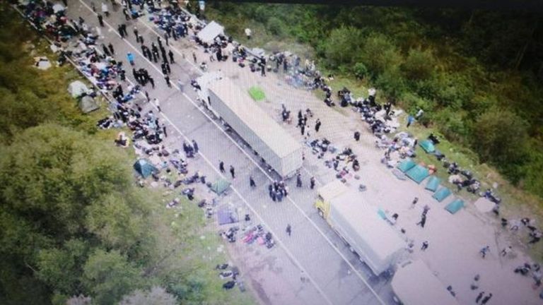 Паломники-хасиды заблокировали движение по одному из пунктов пропуска на украинско-белорусской границе