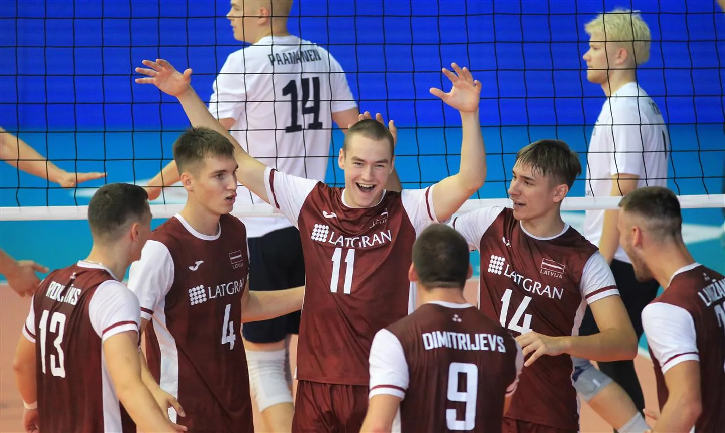 Latvijas U-20 izlases volejbolisti