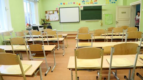 Sākta uzaicinājumu izsūtīšana uzņemšanai Rīgas izglītības iestāžu 10. klasēs