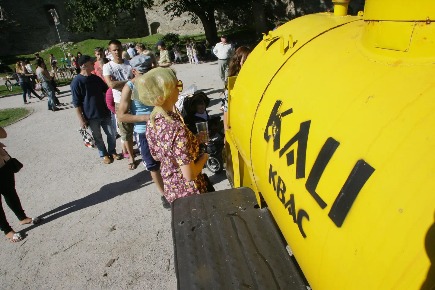 Kollased kaljavaadid tekitavad paljudes nostalgiat.