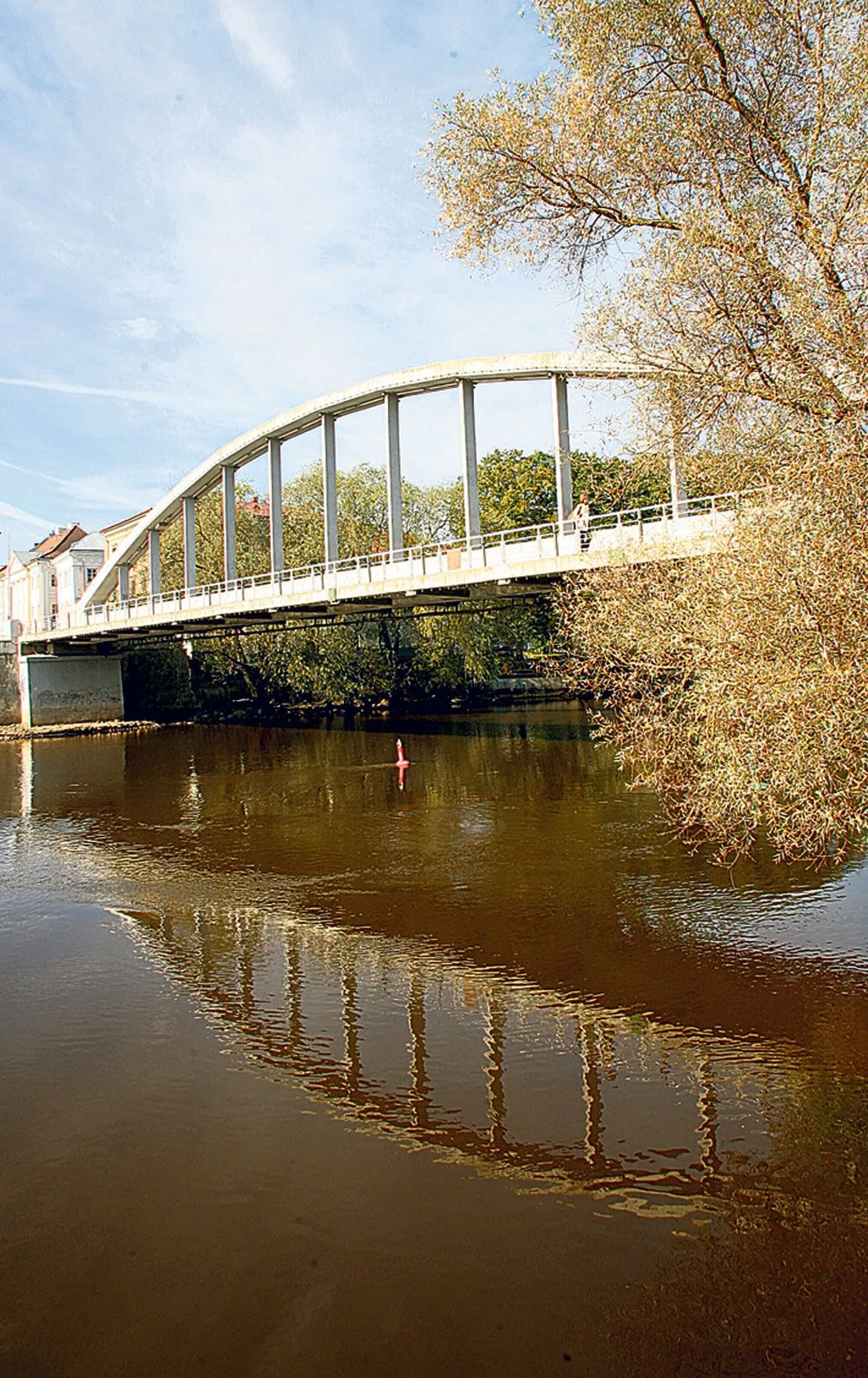 Мост был построен в 1959 году