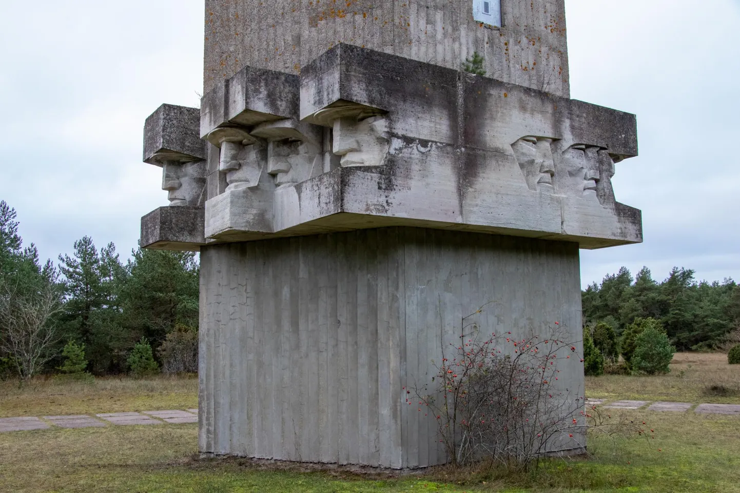 Tehumardi monument