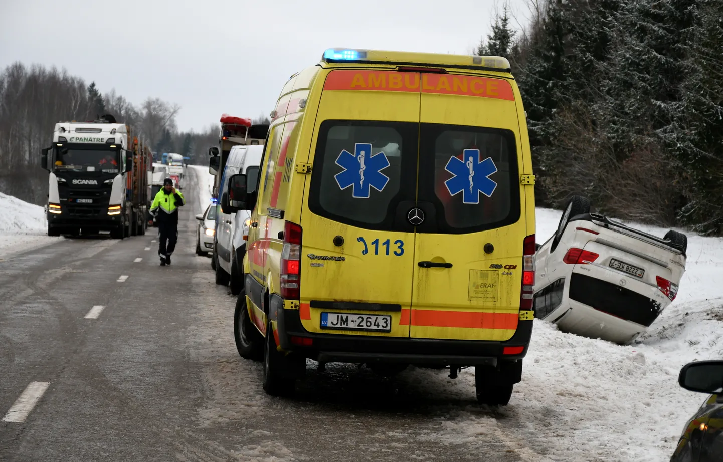 Ceļu satiksmes negadījums uz Daugavpils šosejas pie Līvāniem. Ilustratīvs attēls