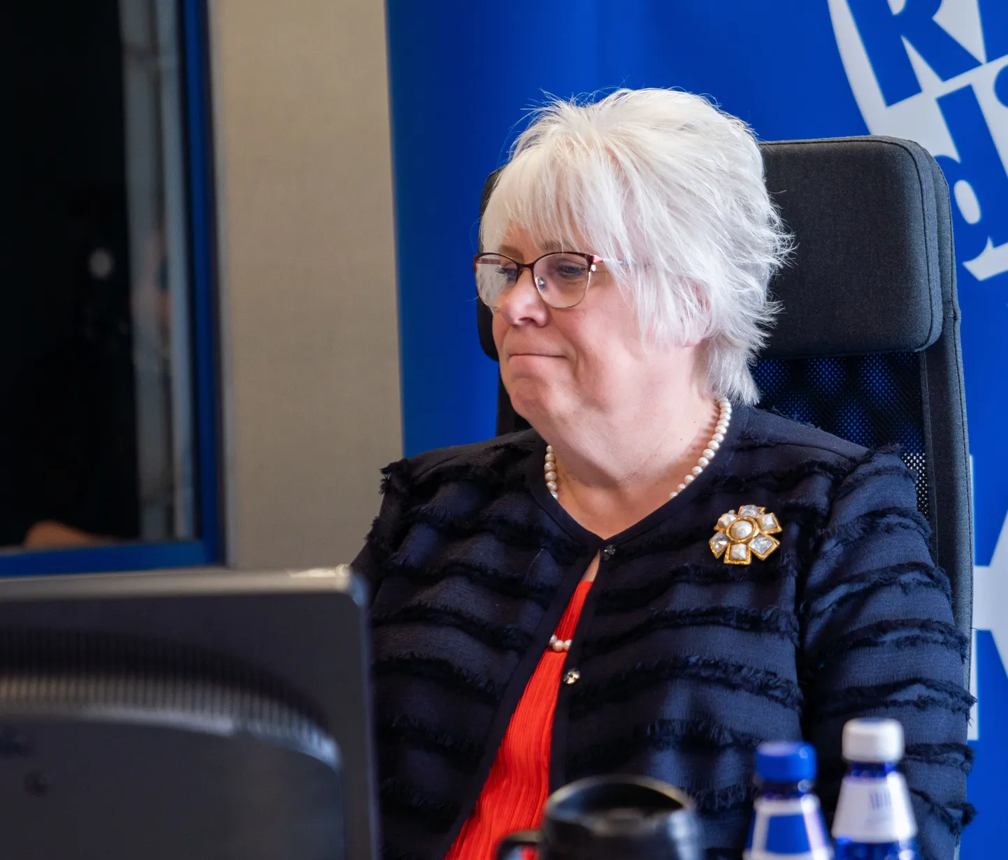 Marina Kaljurand läks koroonakriisi infotelefonile appi.