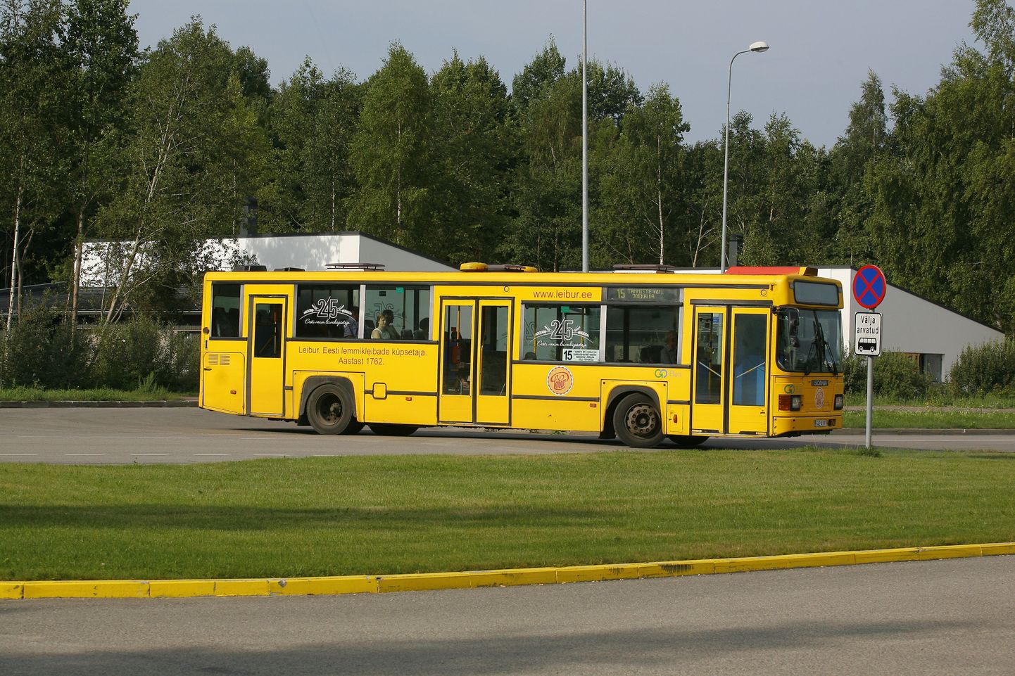 Autovabal päeval saab Pärnus bussiga tasuta sõita.