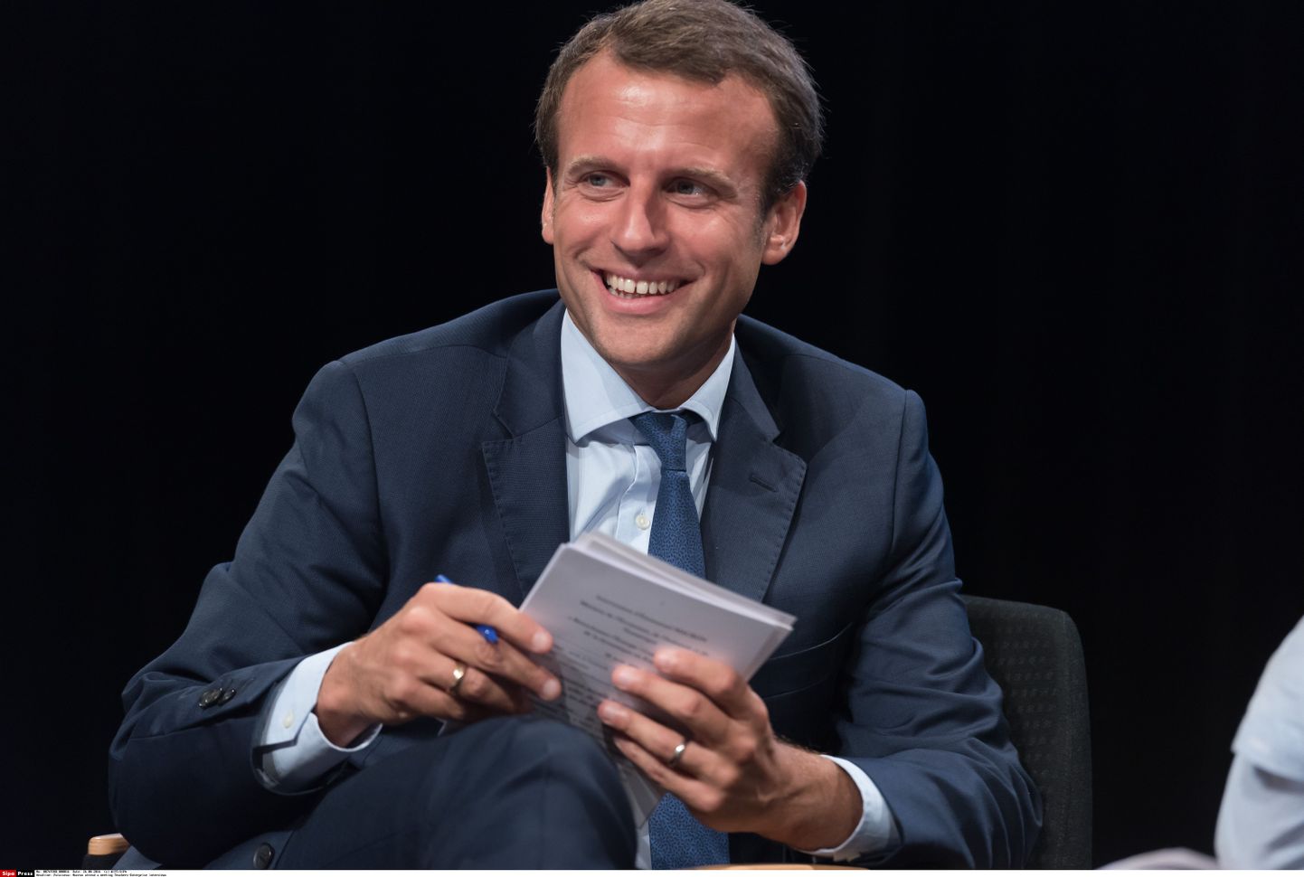 Emmanuel Macron, Prantsuse majandusminister.