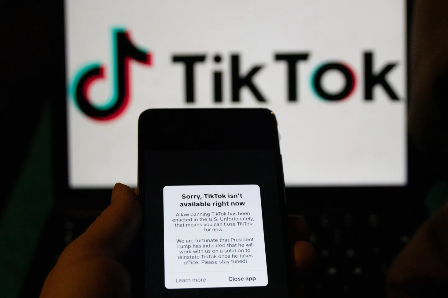 TikTok lõpetas 18. jaanuaril USAs ööpäevaks tegevuse, kui jõustus sotsiaalplatvormi keelustav seadus.