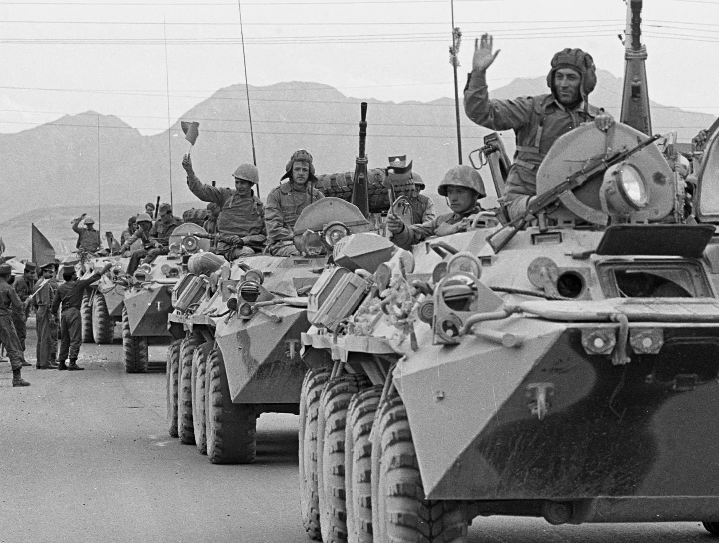 Nõukogude tankid 1988. aastal Kabulis.