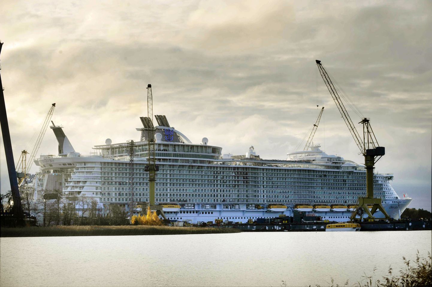 Kruiisilaeva Oasis of the Seas ehitus Turu dokis 2009. aastal.