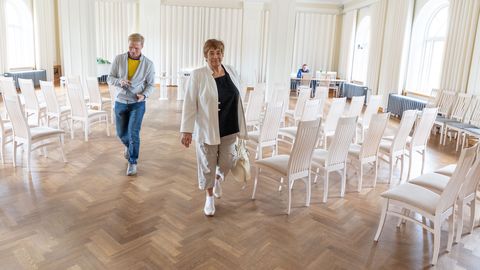 Staažikas rahvasaadik naaseb volikokku