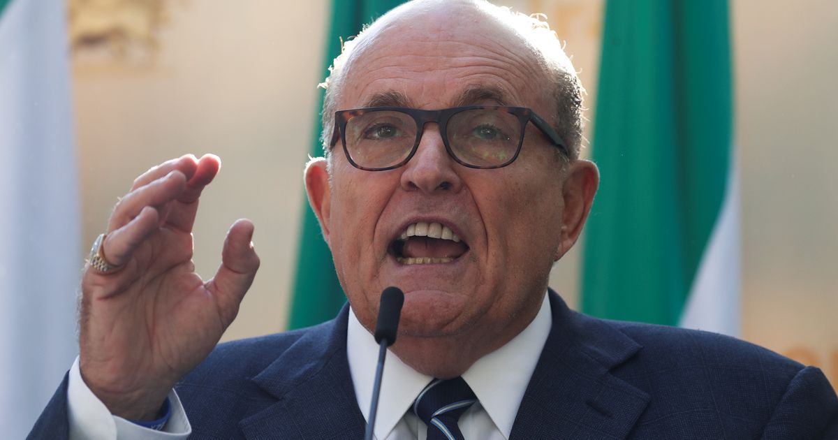 Trump: Giuliani tahab esitada kongressile Ukrainas kogutud infot