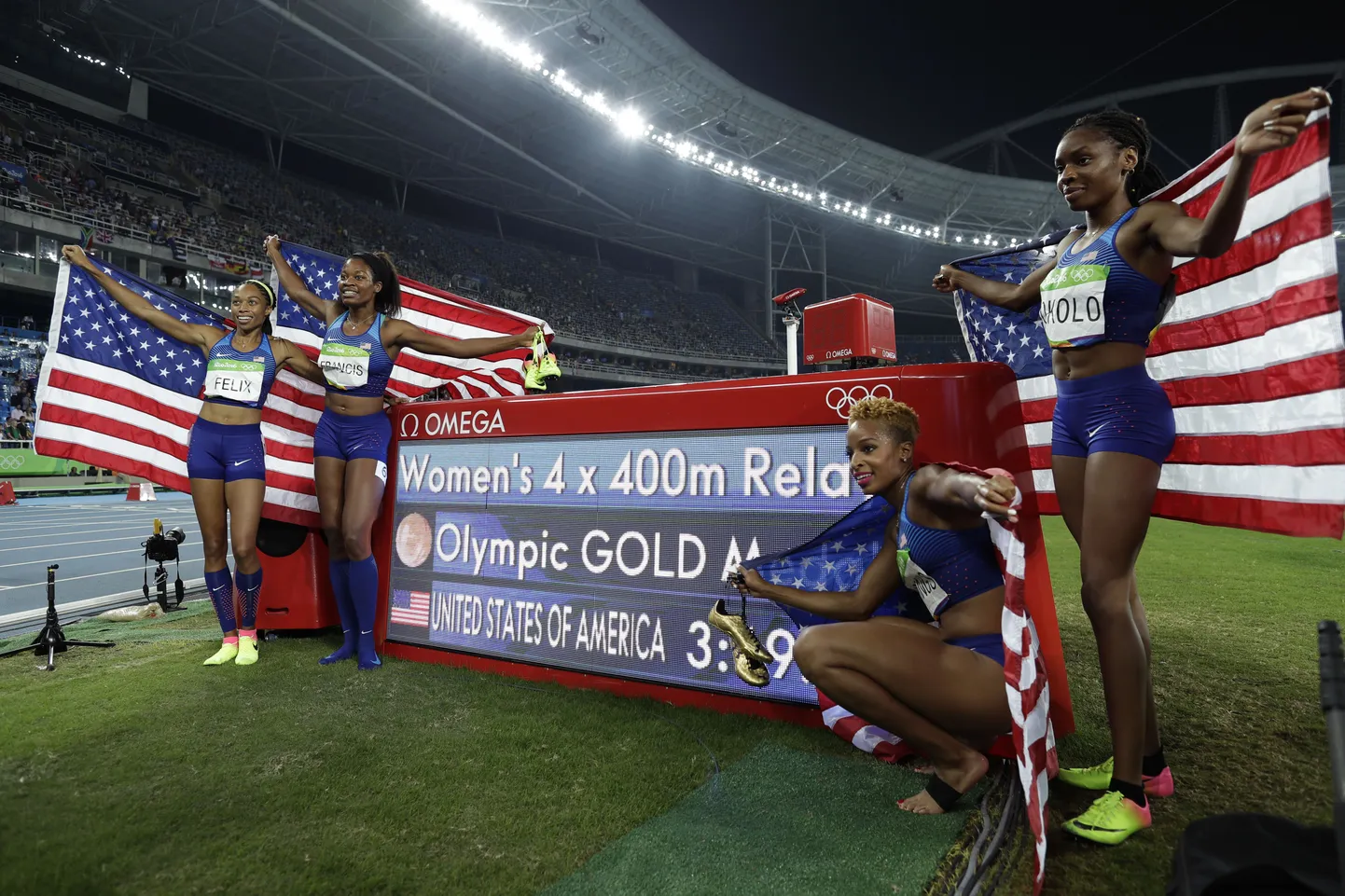 USA naiste 4x400 teatenelik