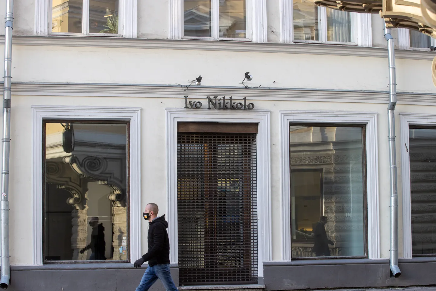 TALLINN, Eesti 23NOV20
Baltika suletud Ivo Nikkolo esinduskauplus Suur-Karja tänaval.

Baltman OÜ, subsidiary of Baltika AS, has decided to close Ivo Nikkolo brand flagship store on Suur-Karja street, Old Town.
Foto Tairo Lutter/POSTIMEES
