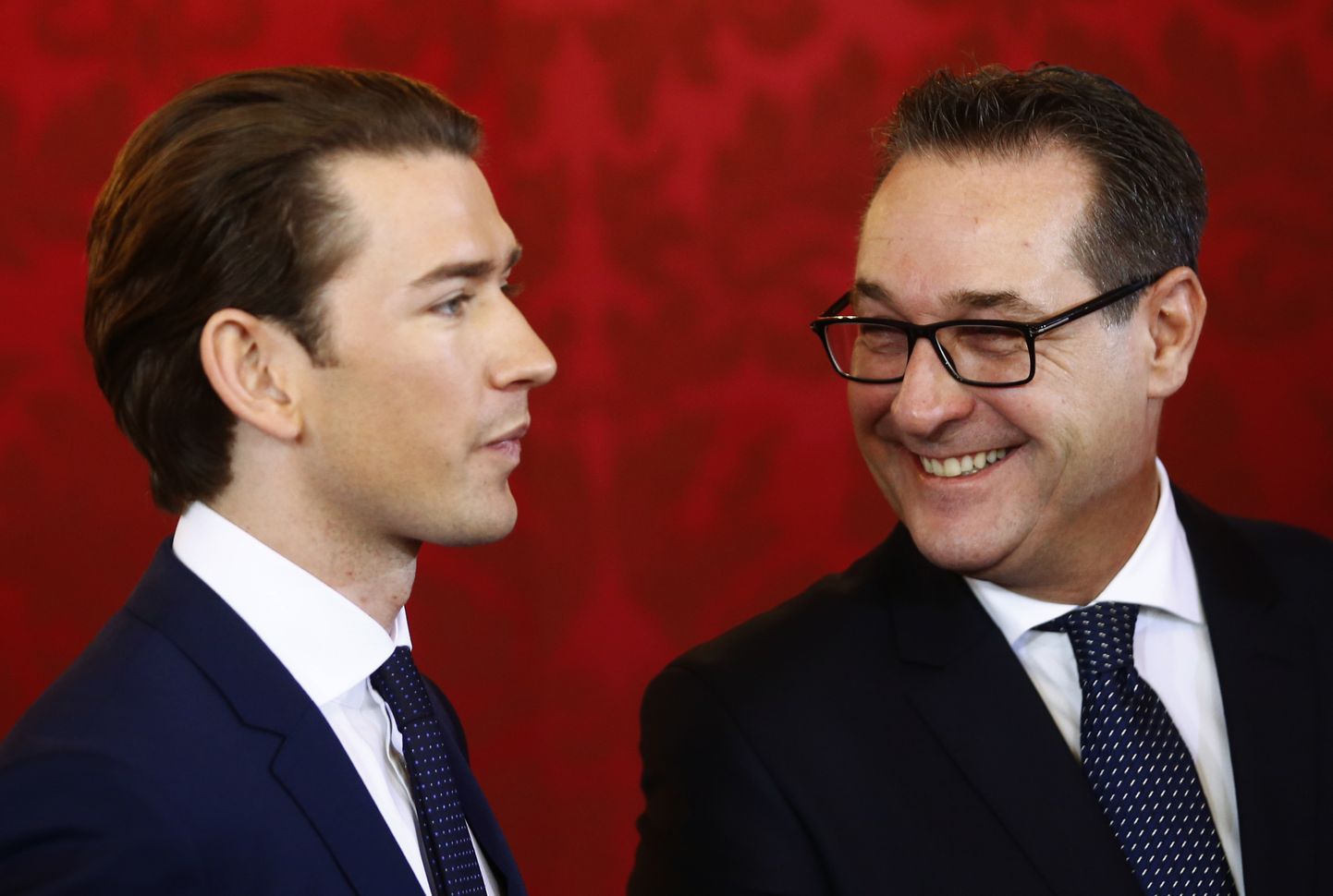 Austria tagasi astunud asekantsler Heinz-Christian Strache (paremal) ja valitsusjuht Sebastian Kurz.