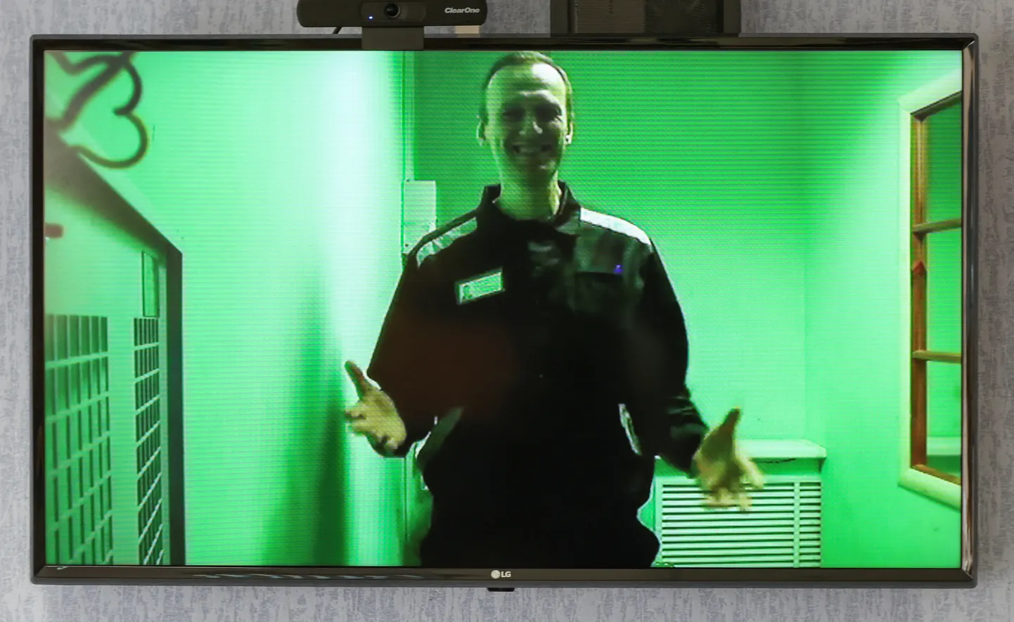 Vene opositsioonipoliitik Aleksei Navalnõi kohtuistungil videolingi kaudu.