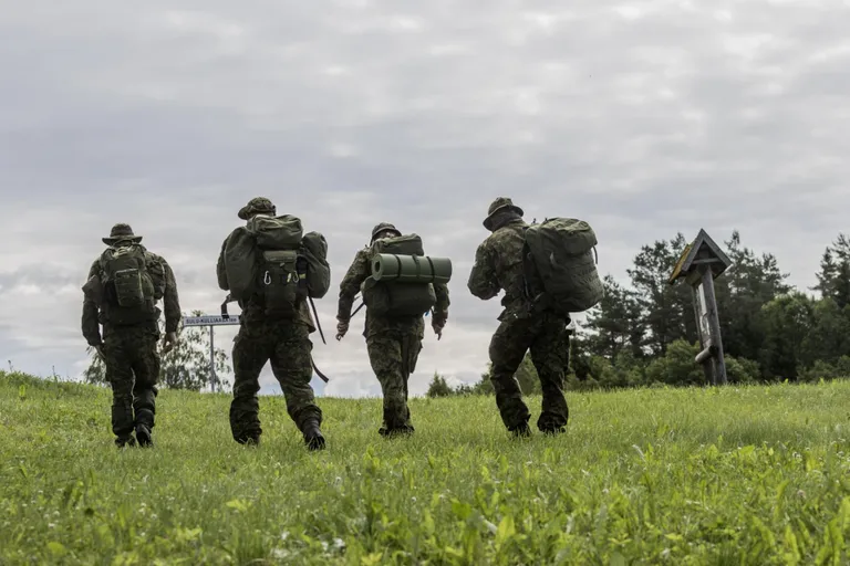 Juba üheksateistkümnendat korda toimuv Põrgupõhja retk algab tänavu neljapäeva hommikul Urevere külast Topi talust ning lõppeb laupäeva pärastlõunal Eidaperes Kassivõllimäel.