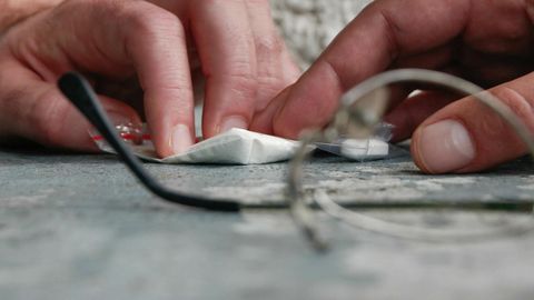 «Me nii rikkad, et tavadoosi asemel teeme üledoosi.» Sotsiaalmeedias arutletakse, miks Eesti on narkosurmadega Euroopas kõrgel kohal