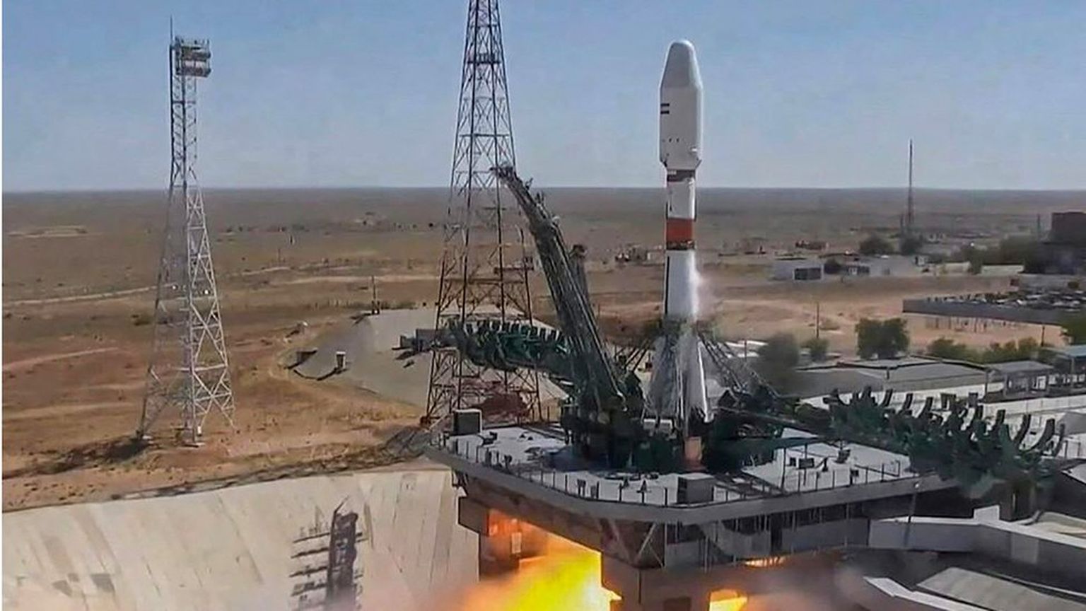 Спутник запустили с космодрома "Байконур"