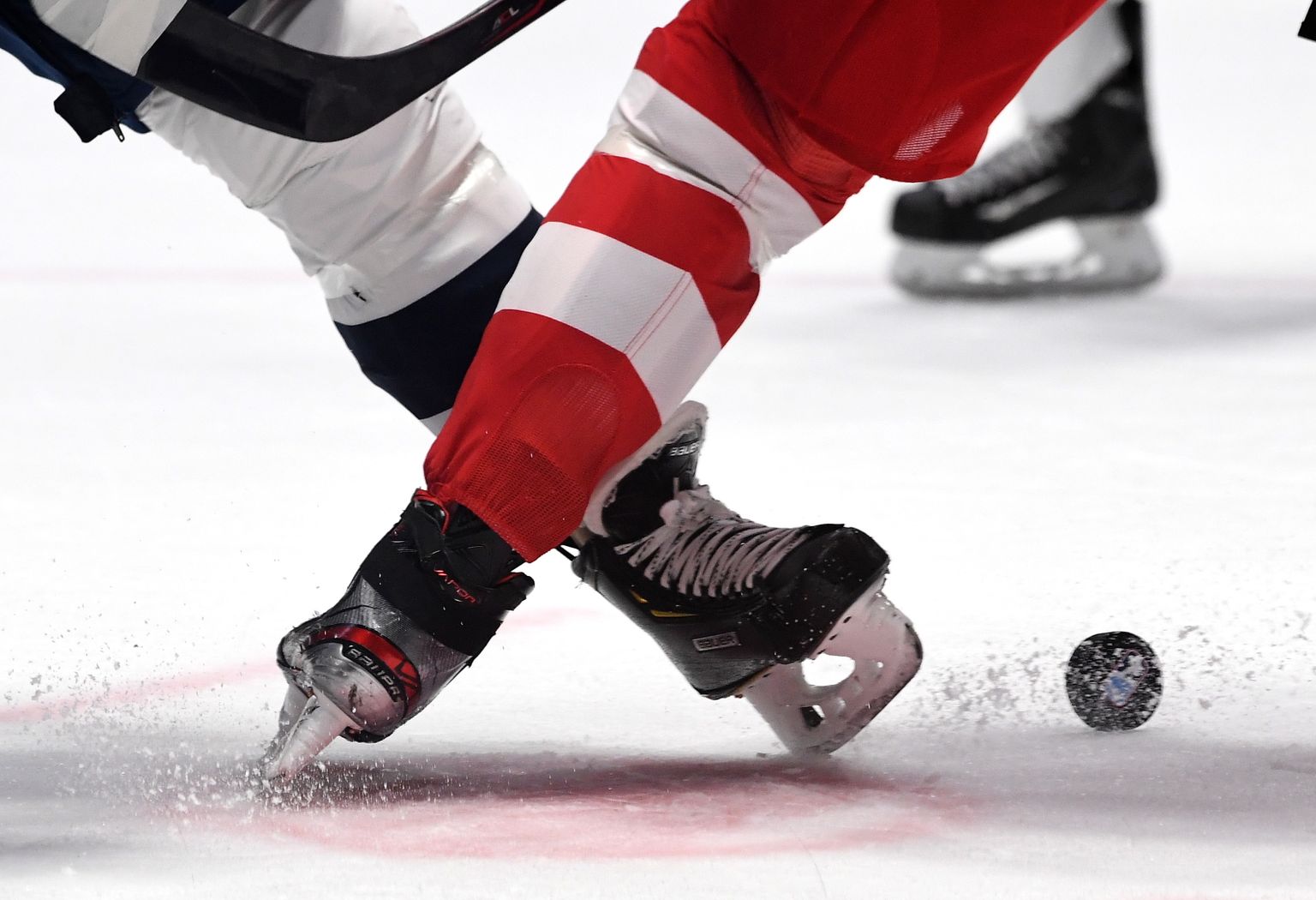 Hokejs - slidas un ripa (ilustratīvs attēls)