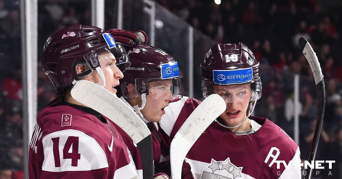 VIDEO ⟩ Latviske U-20-ishockeyspillere vinner første duell for å beholde verdensmesterskapet