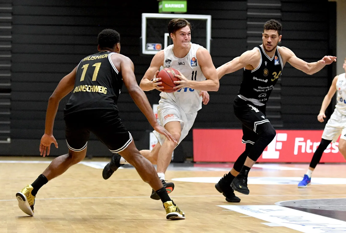 Maik-Kalev Kotsar palliga.
