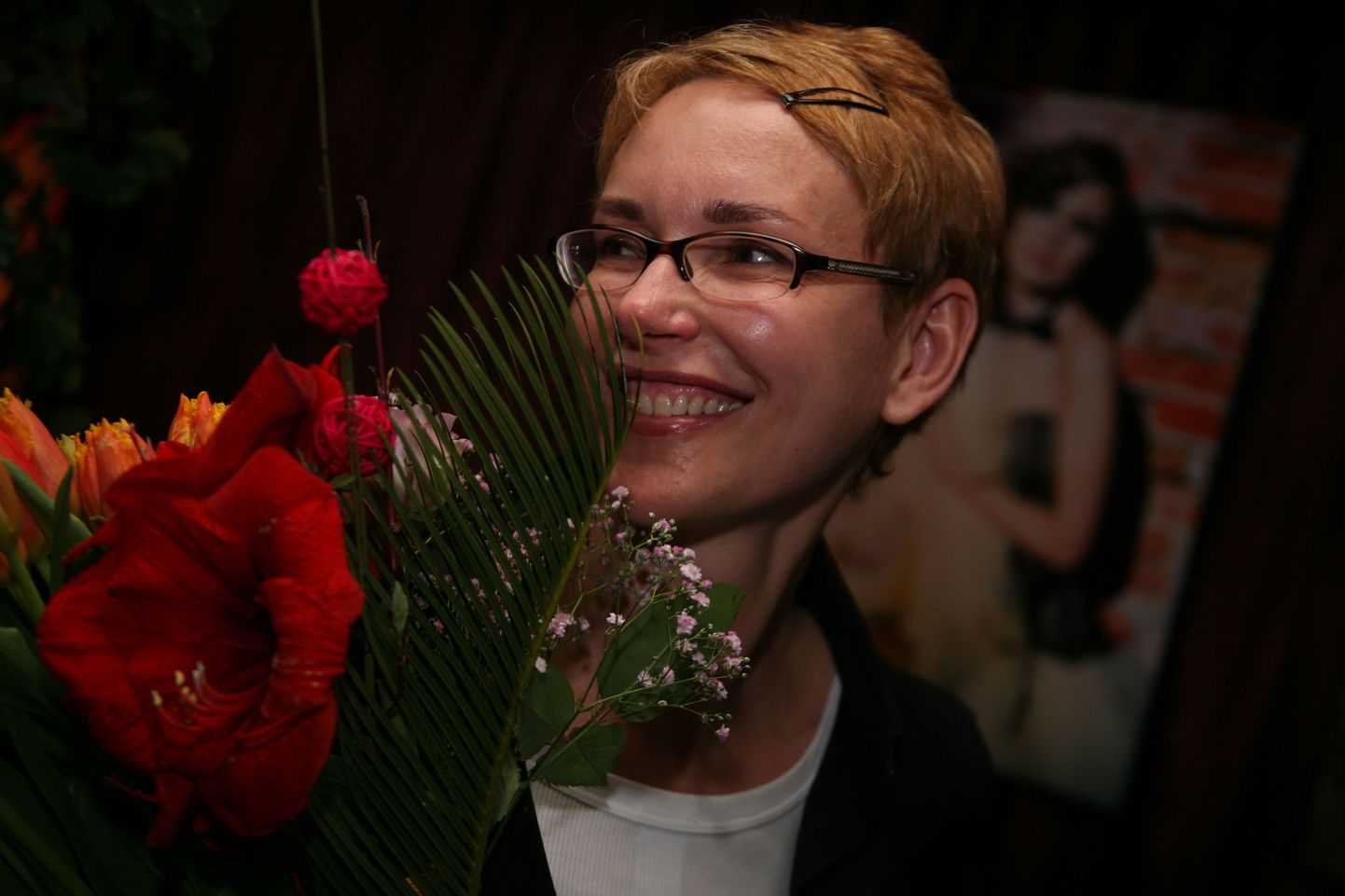 Fotograaf Olga Makina oma näituse avamisel 2010. aastal kevadel.