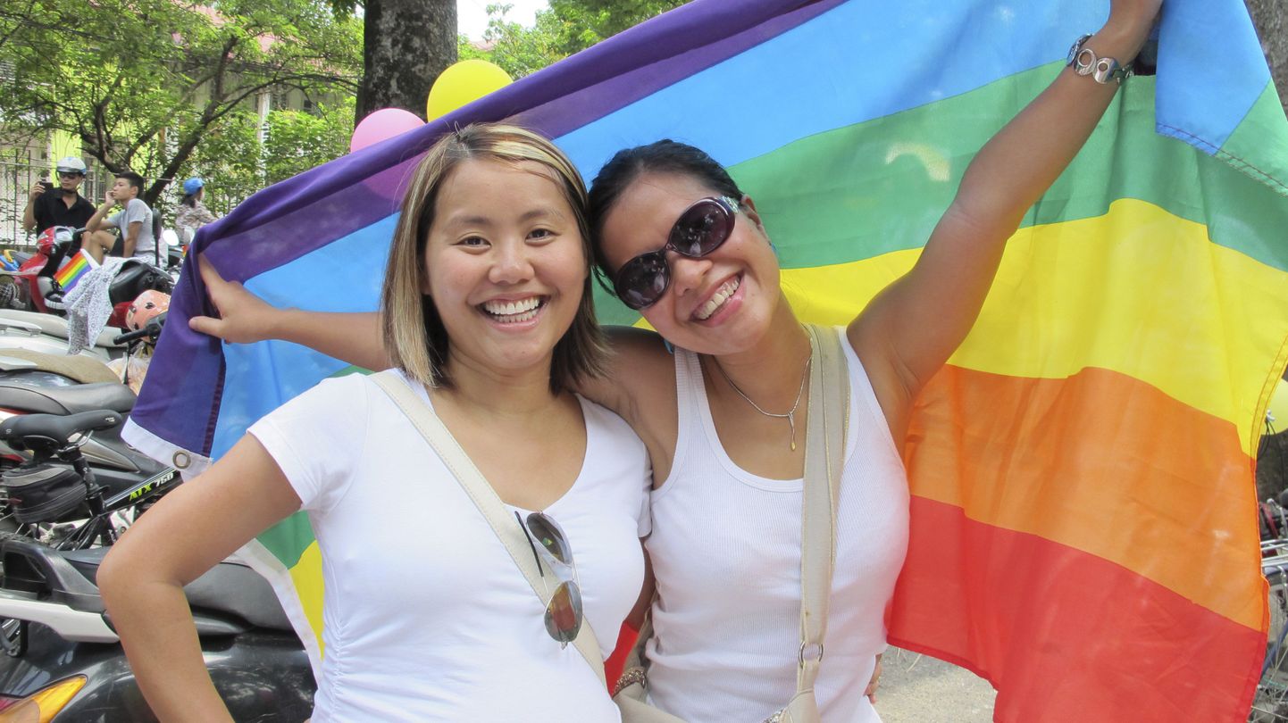 Гей-парад во Вьетнаме.
