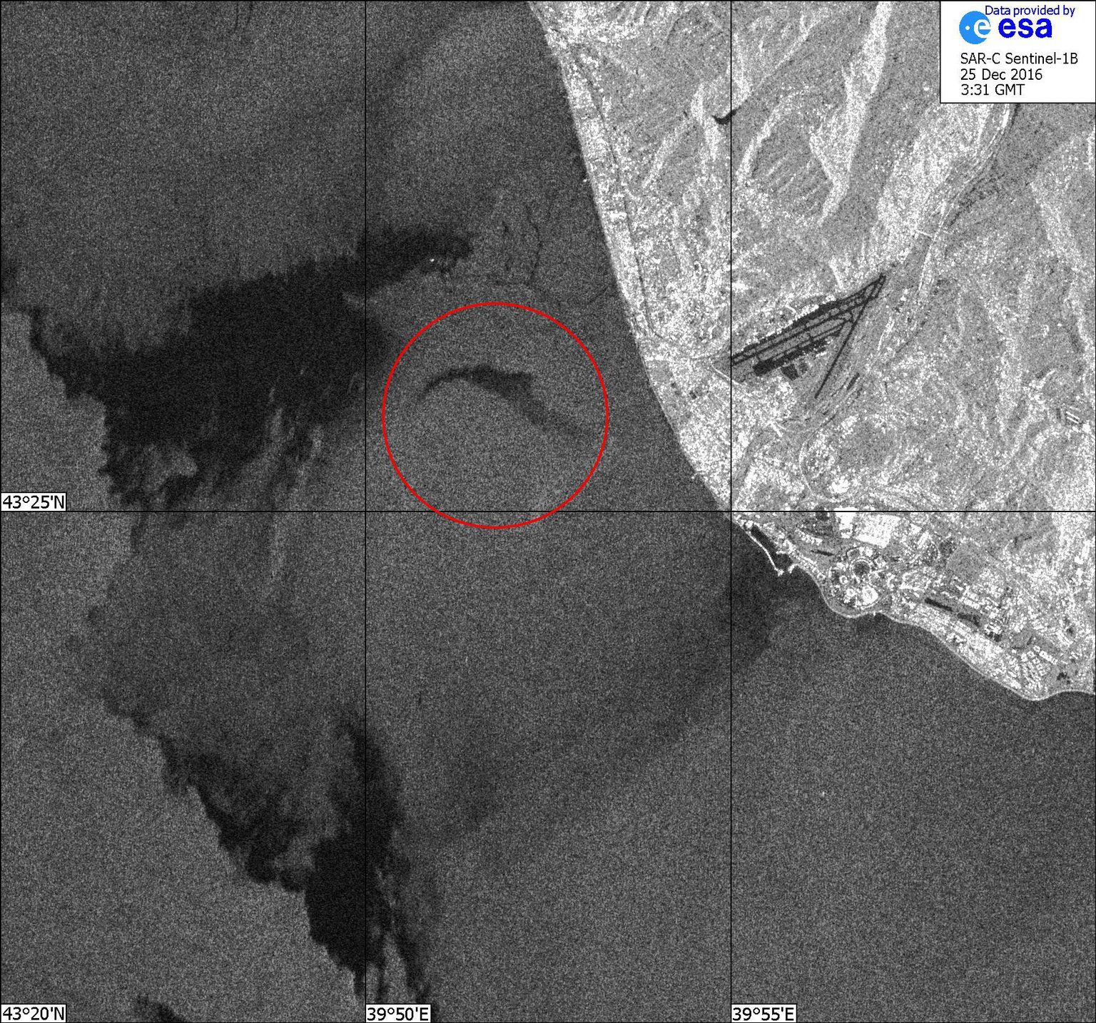 Euroopa Kosmoseagentuuri satelliidifoto venelaste Tu-154 hukukohast Mustas meres.