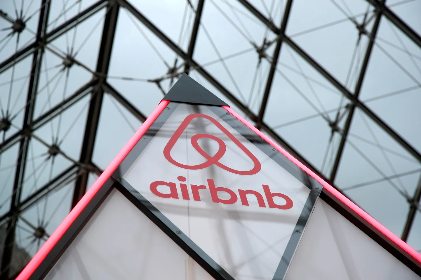 Airbnb.