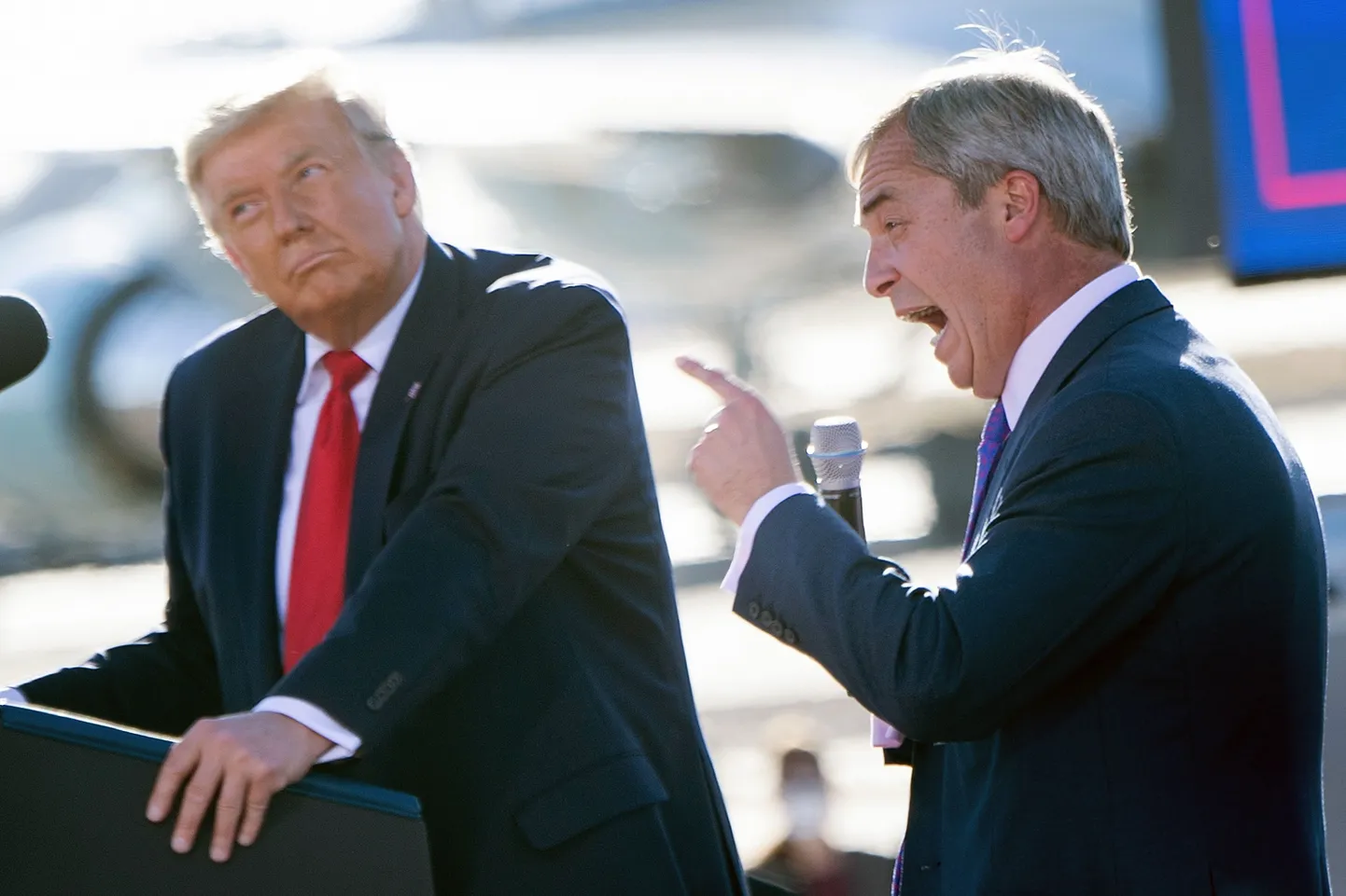 USA ekspresident Donald Trump ja Nigel Farage.