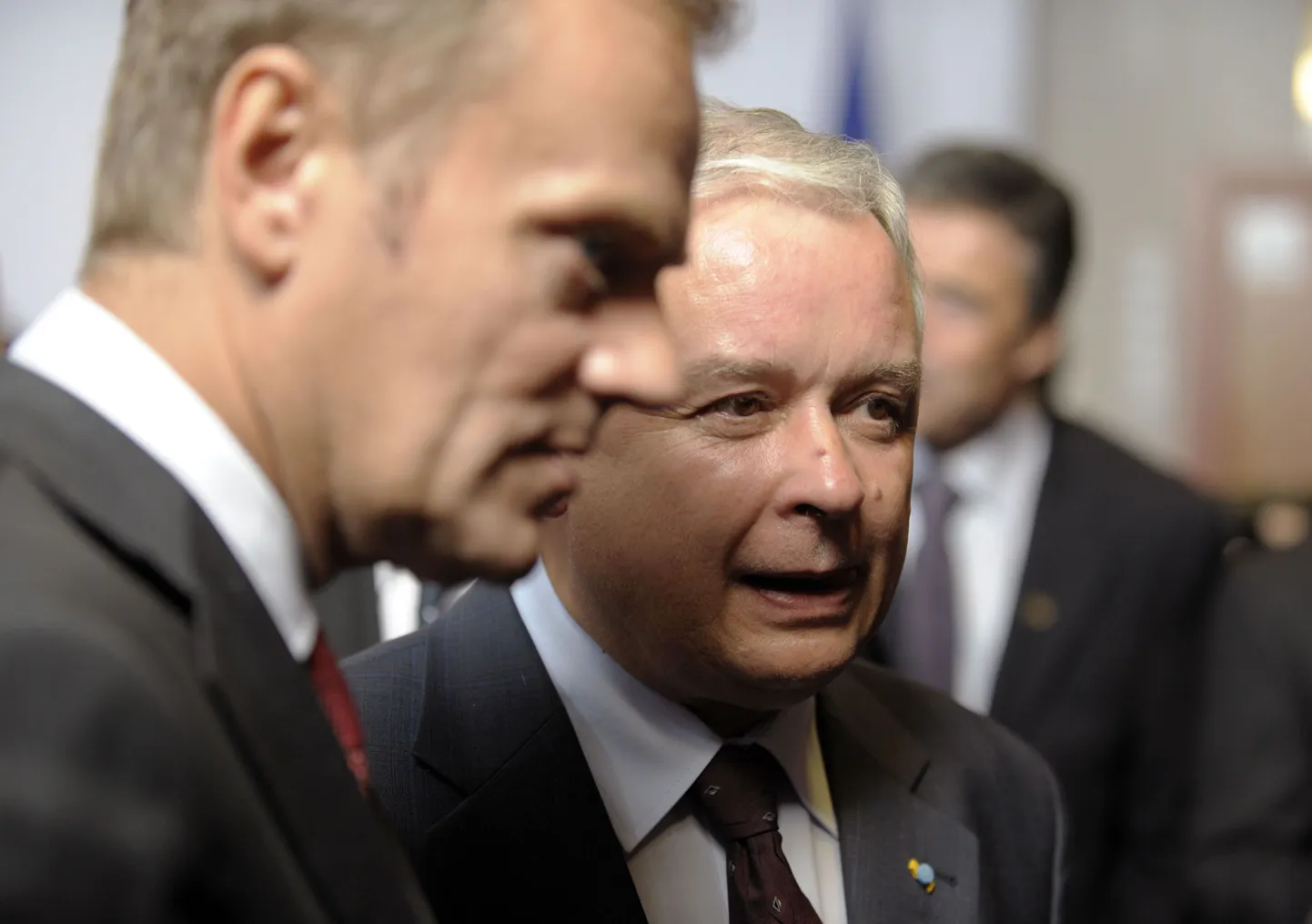 Poola peaminister Donald Tusk (vasakul) ja president Lech Kaczyński.