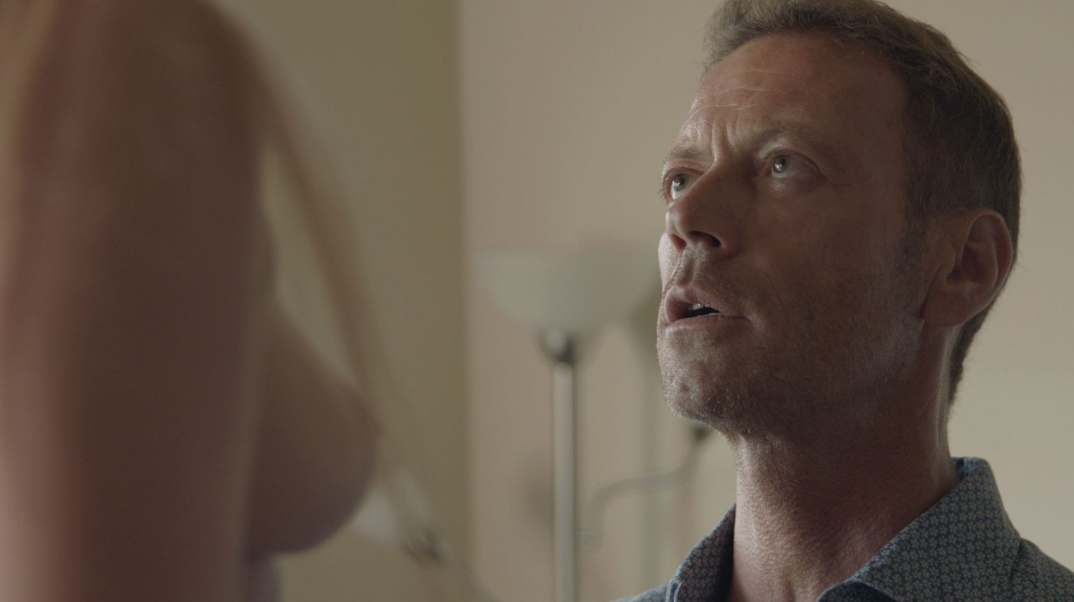 Rocco Siffredi vaatab tõtt oma muusaga.