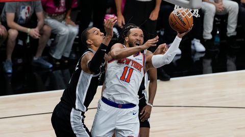 VIDEO ⟩ NBA finaal: superhoos Knicks sai Spursi üle esimese võidu