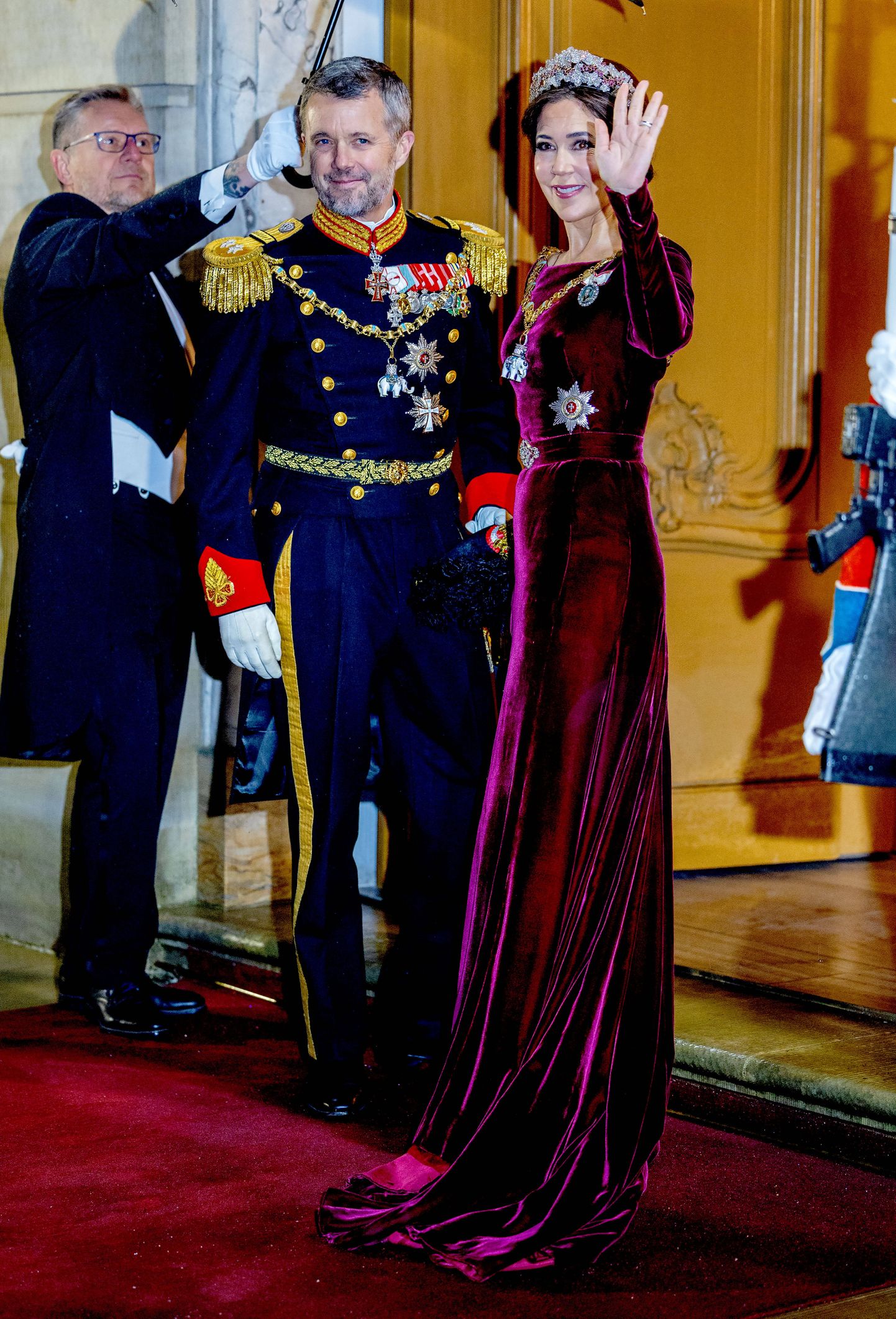 Будущий король Дании  кронпринц Фредерик и его супруга кронпринцесса Мэри