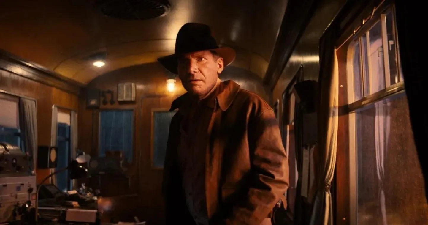 300-miljonilise eelarvega seikluse «Indiana Jones ja saatuse seier» nimiosas on endiselt Harrison Ford. See on aga esimene Indy seiklus, mille lavastajatüüri juurest ei leia Steven Spielbergi – tema on taandunud tegevprodutsendi rolli.