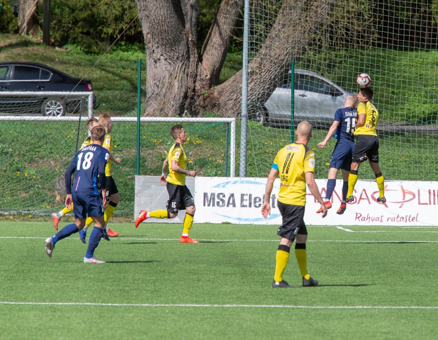 Aprillis mängis Viljandi Tulevik koduväljakul kaheksanda vooru mängus paidelastega 2:2 viiki.
