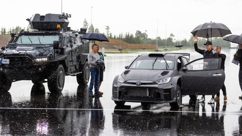 Vaata, kuidas Ott Tänak driftib: Väike-Maarjas avati uus autodroom