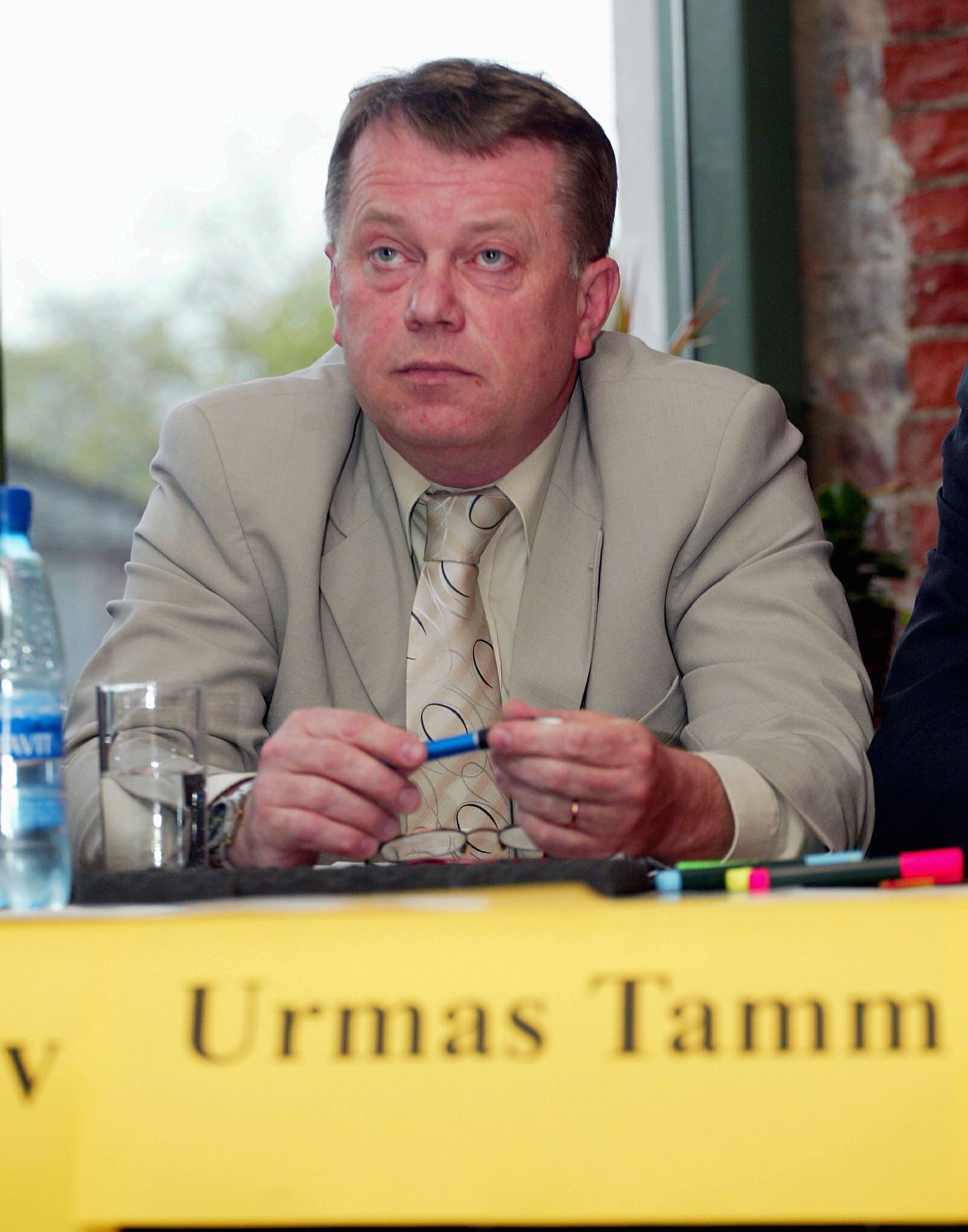 Urmas Tamm maavanemakandidaatide avalikul debatil 2004. aastal.