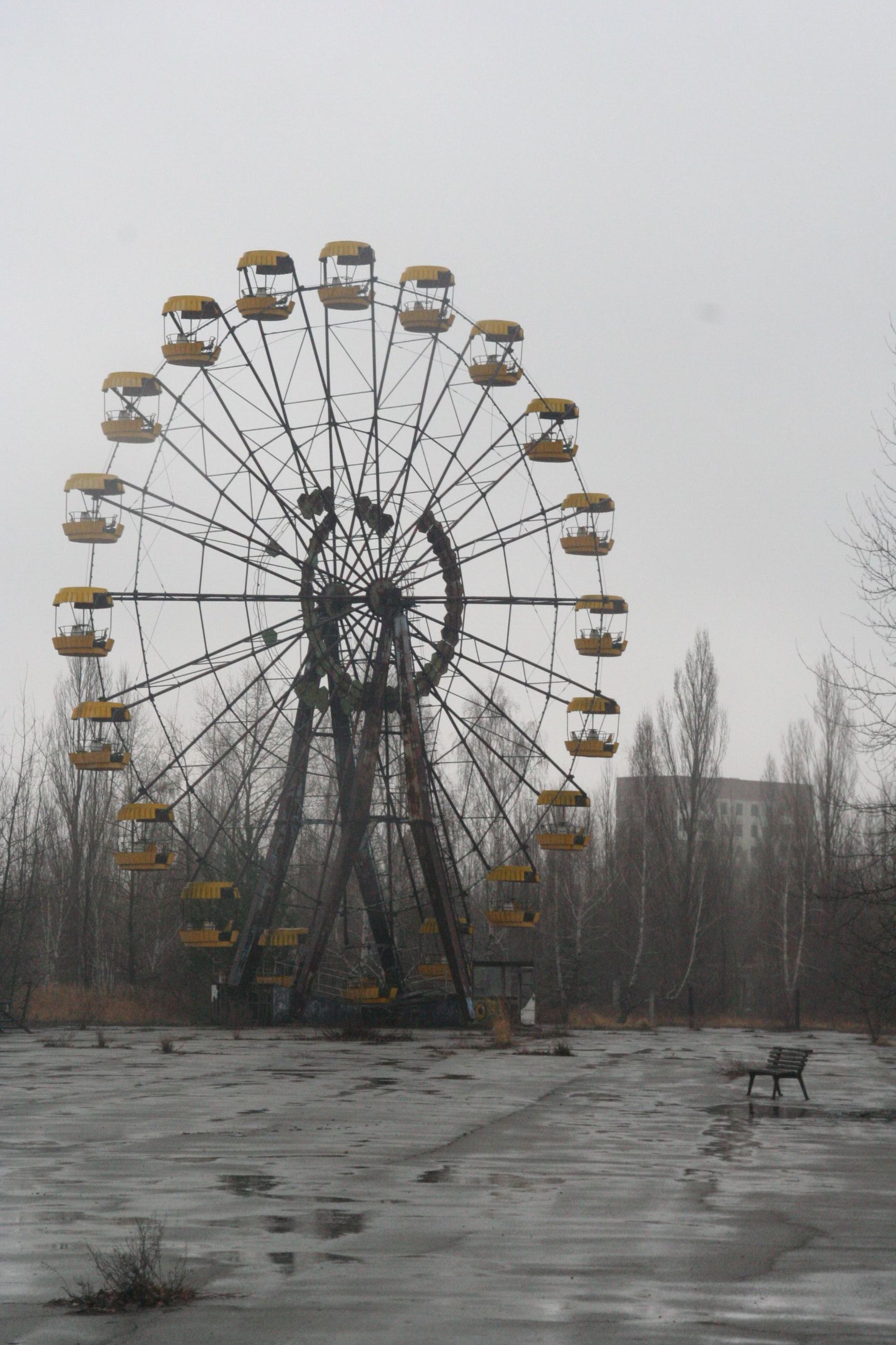 Tšernobõli tsoon ja tuumaelektrijaam 20 aastat parast katastroofi.