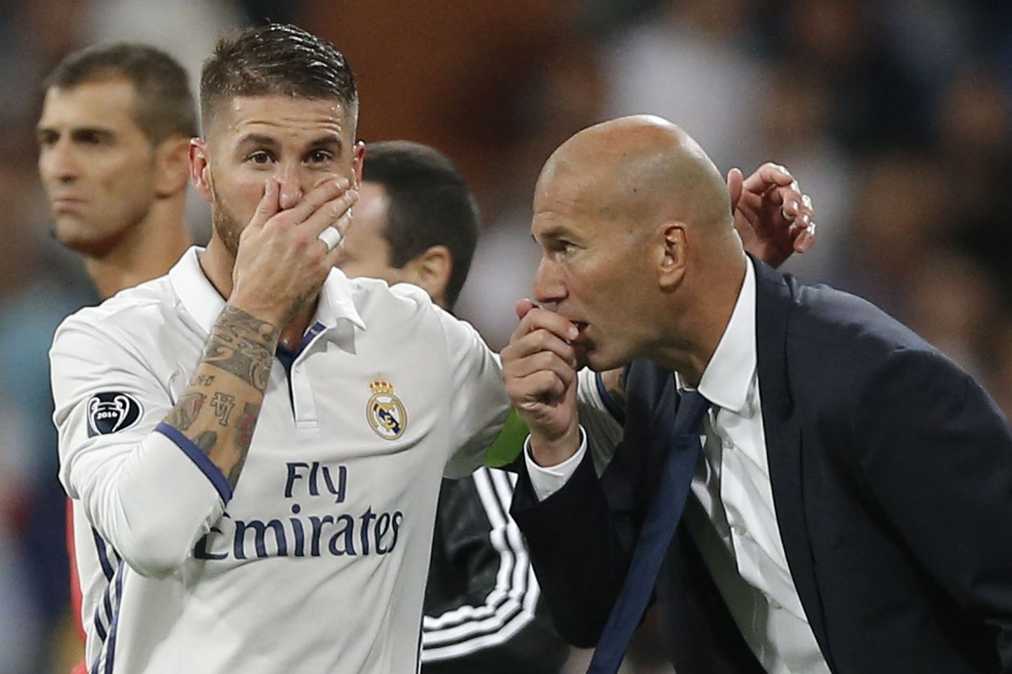 Madridi Reali kapten Sergio Ramos ja peatreener Zinedine Zidane sõjanõu pidamas. Senine hooaeg on olnud väga edukas.
