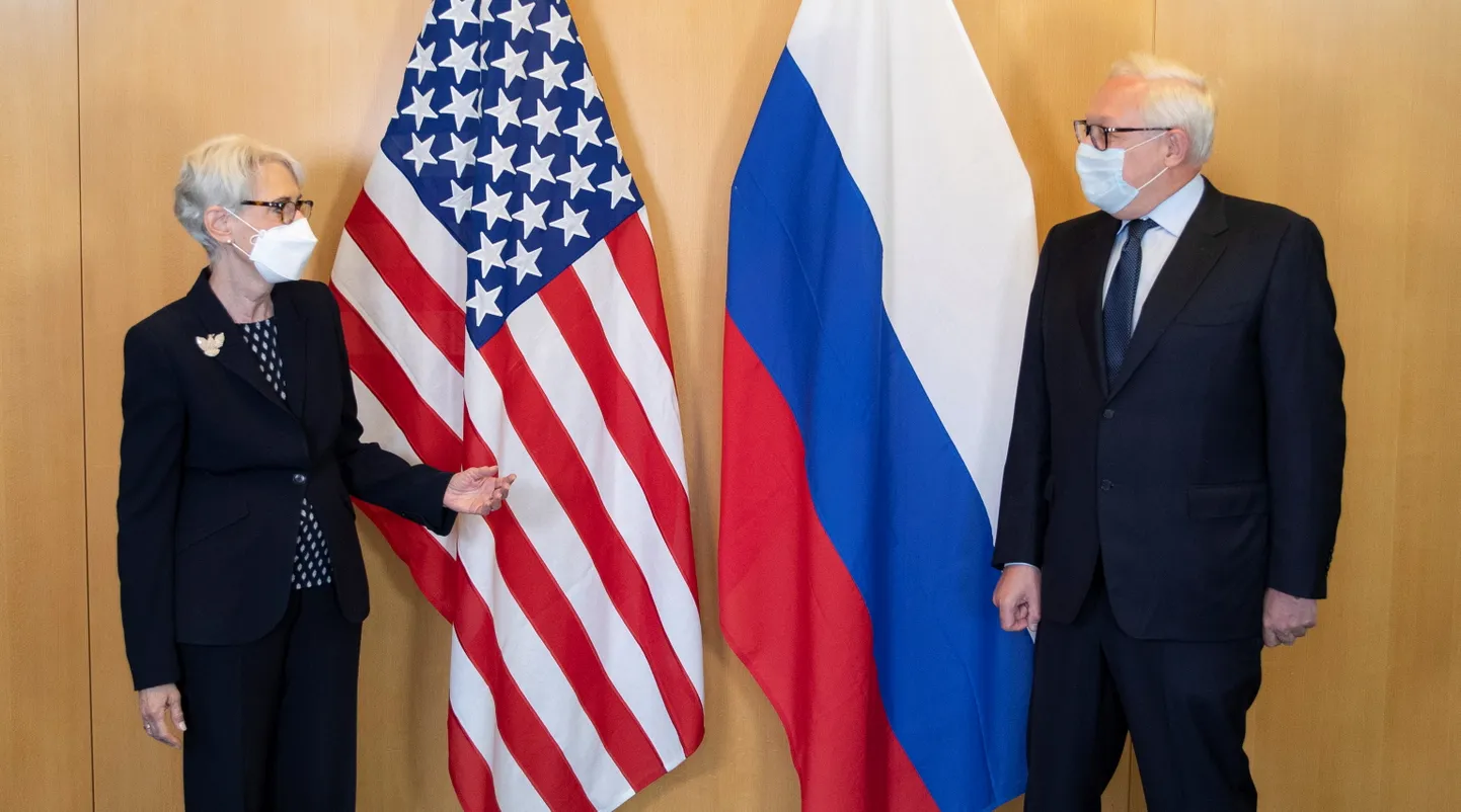 USA asevälisminister Wendy Sherman ja tema Vene kolleeg Sergei Rjabkov Genfis. Foto on illustratiivne.
