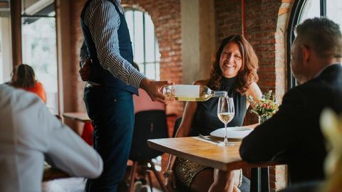 Michelini vodnik izpostavil ugodne restavracije, v Helsinkih pa iskali najboljše solate