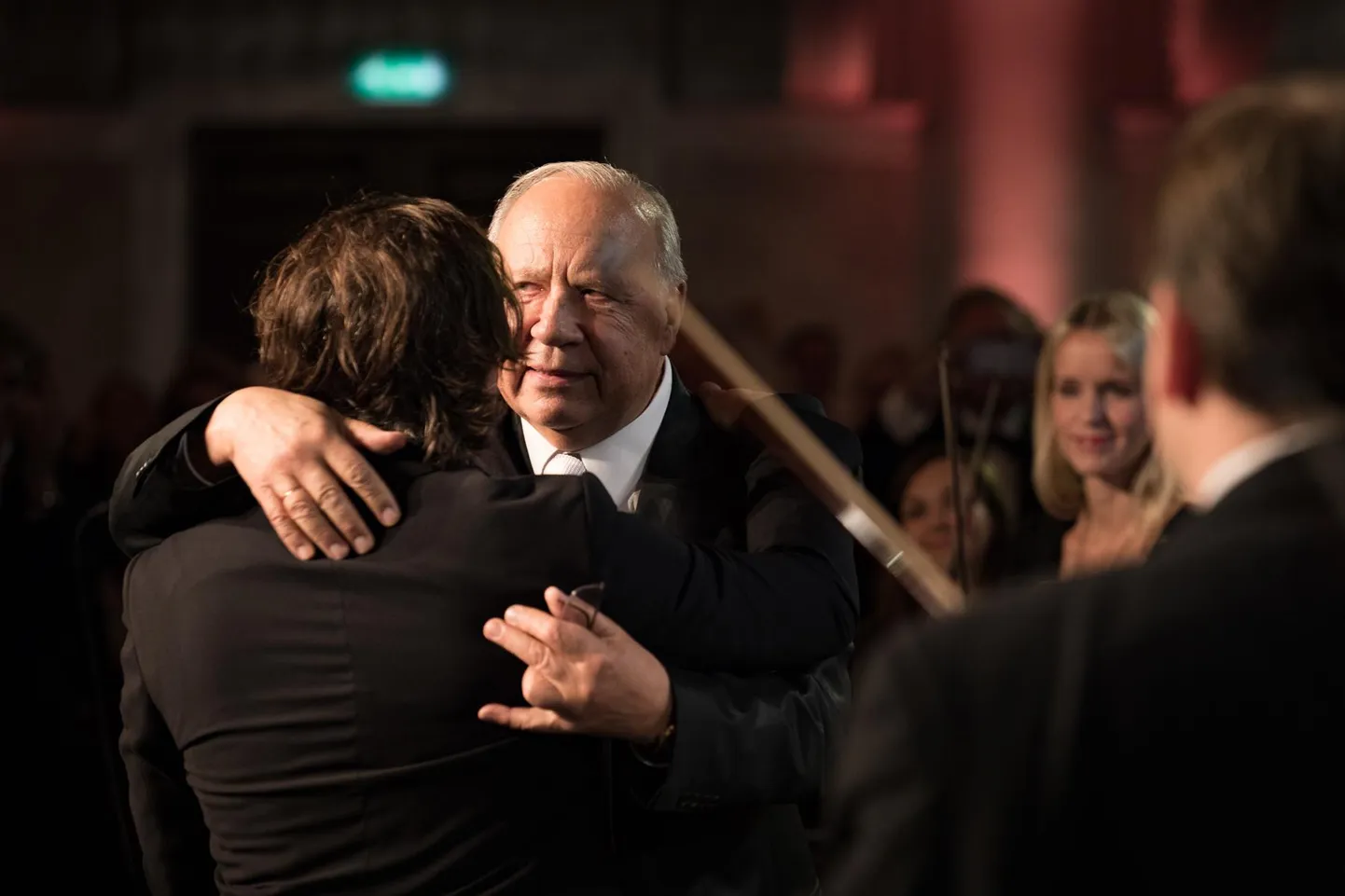Oma tänukõnes ütles Neeme Järvi, et on õnnelik, et saab veeta sellise õhtu koos oma perekonna ja ka oma teise pere ehk muusikutega. Fotol poja Kristjan Järviga.