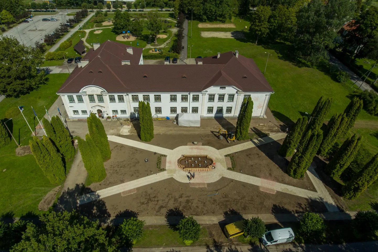 Türi vallamaja ees asuv purskkaev avatakse 7. septembril.