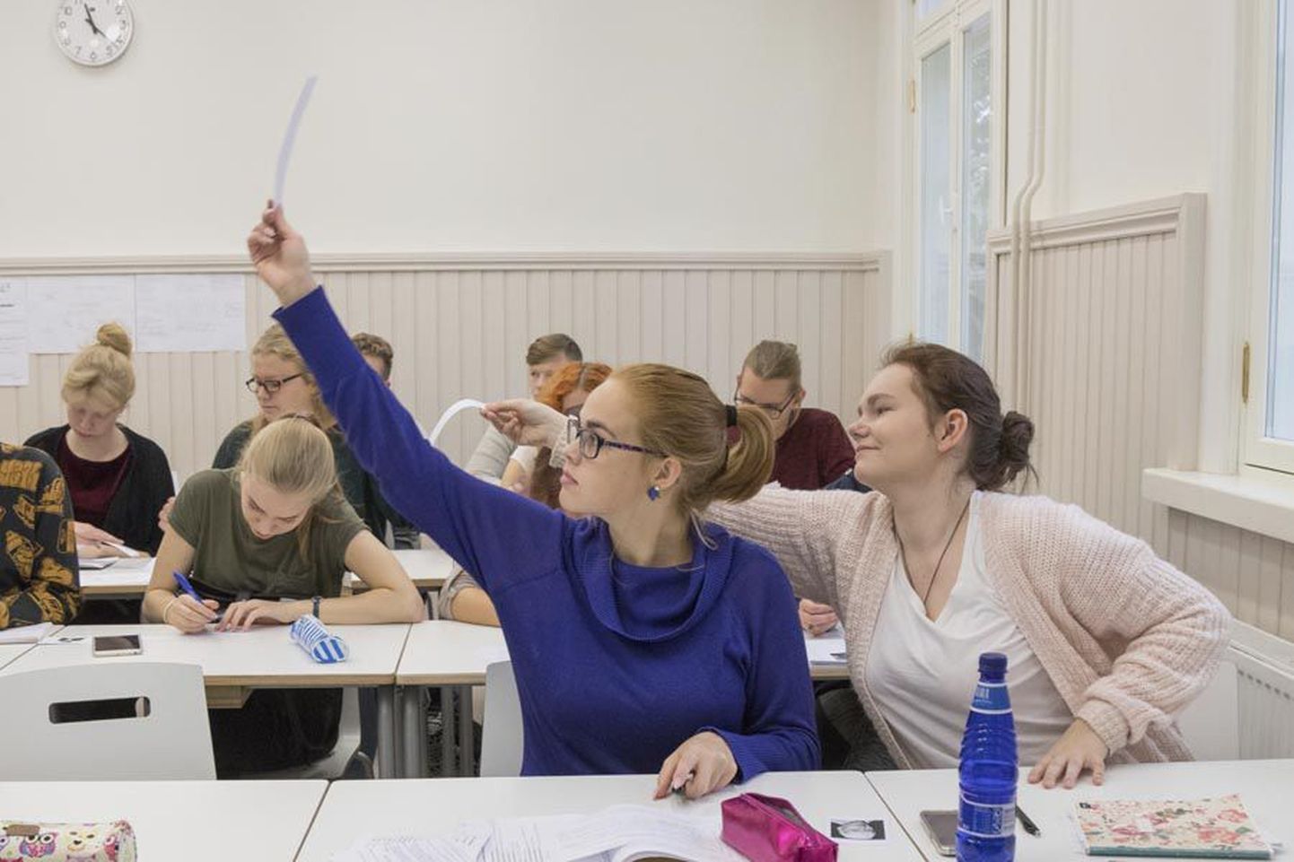 Sakala küsitletud Viljandi gümnaasiumi õpilastest ligikaudu pooled on otsustanud valimistest osa võtta.