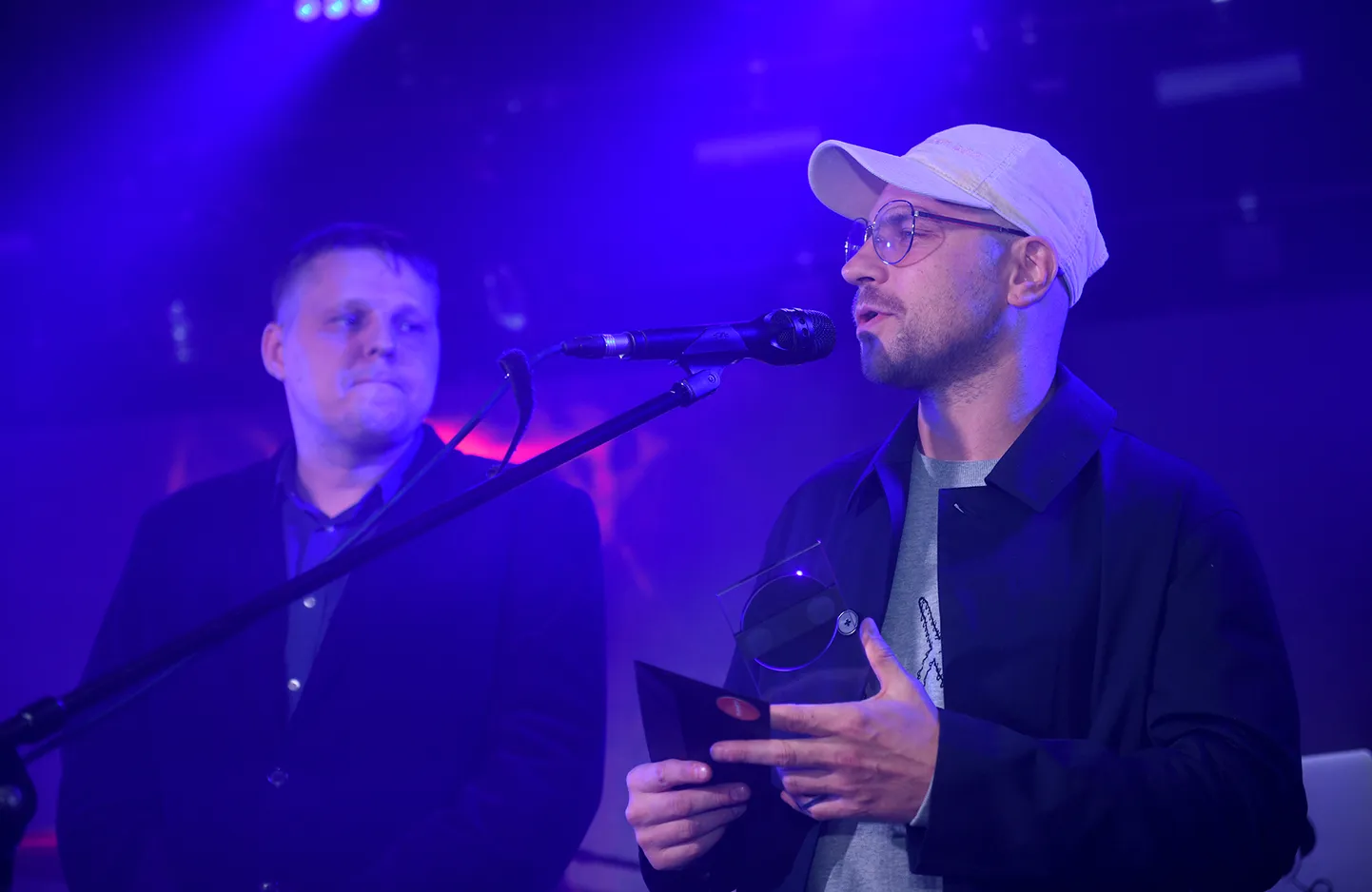 Ozols saņem TVNET lasītāju simpātijas balvu