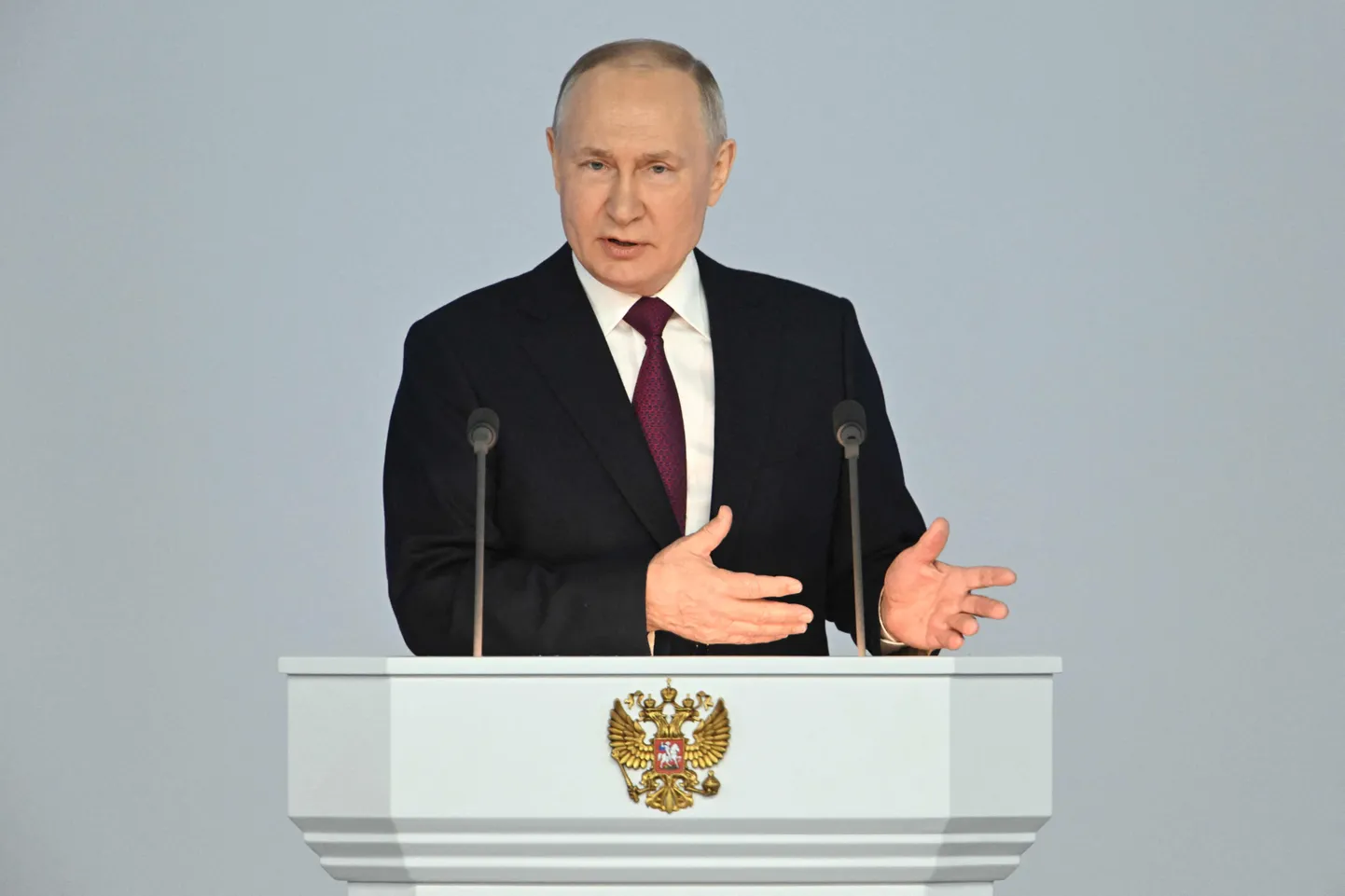 Kara noziedznieks Vladimirs Putins.