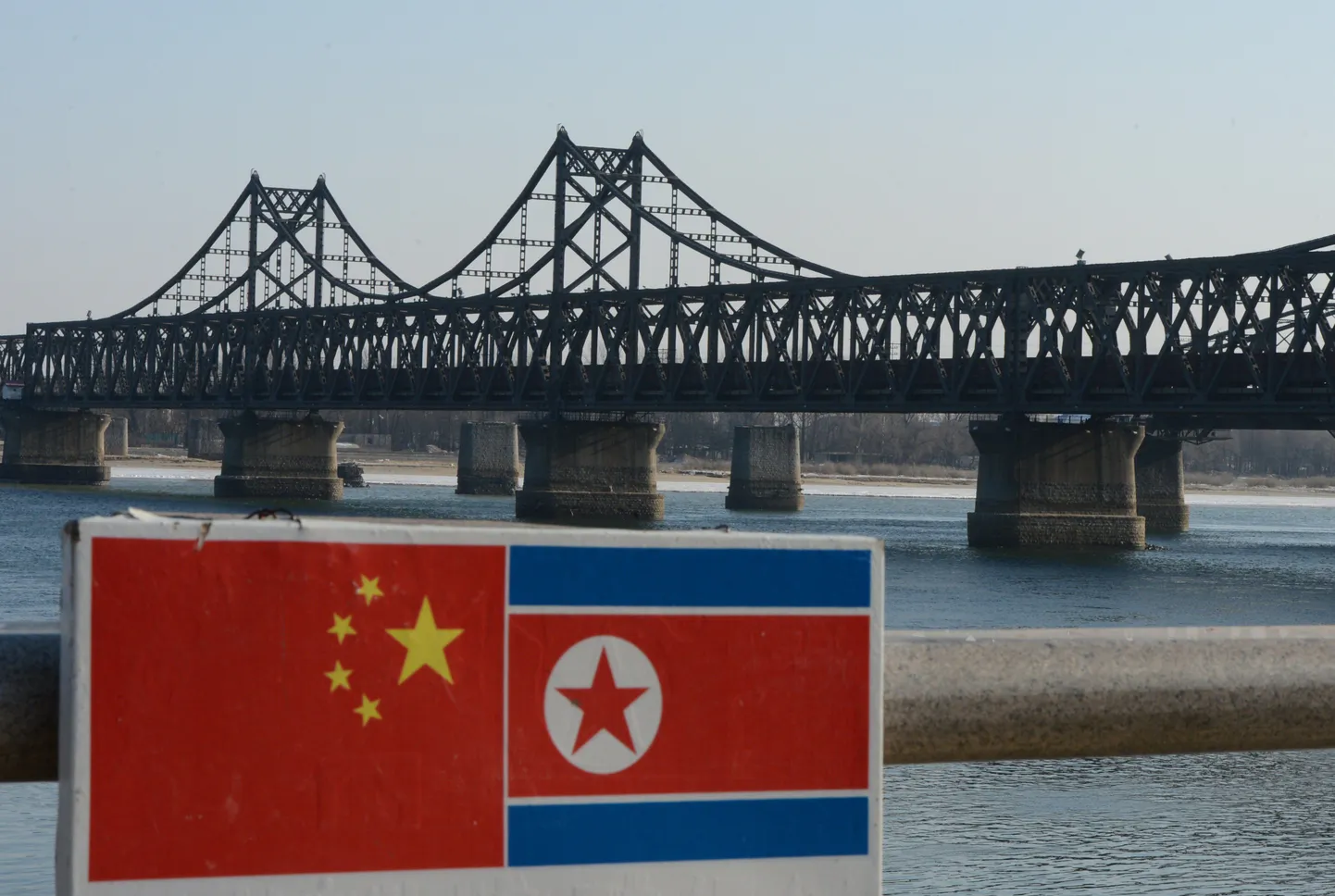Hiina ja Põhja-Korea piirijõele kerkib 800-meetrine sild